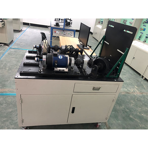 機械傳動組合性能測試實訓(xùn)裝置(圖1) 機械傳動集合功能測量試驗實驗裝置,擬真注塑機實驗臺